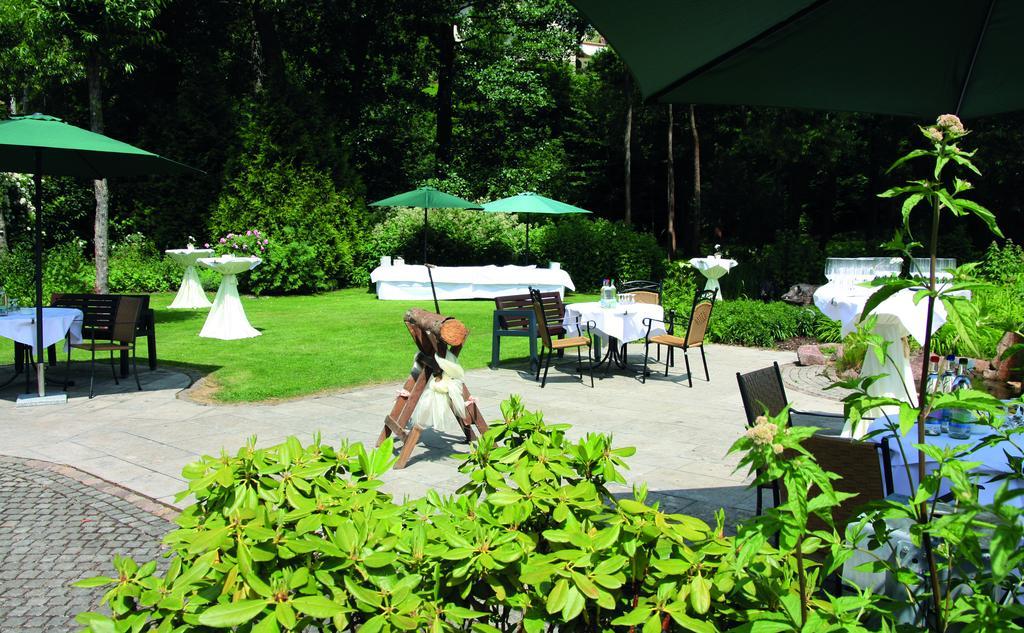 Hotel Goldener Hirsch Suhl Buitenkant foto